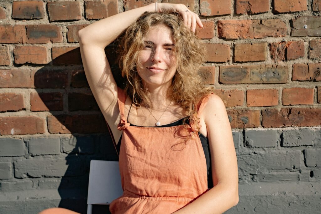 Image consultant in Toronto coaching client on personal style and confidence